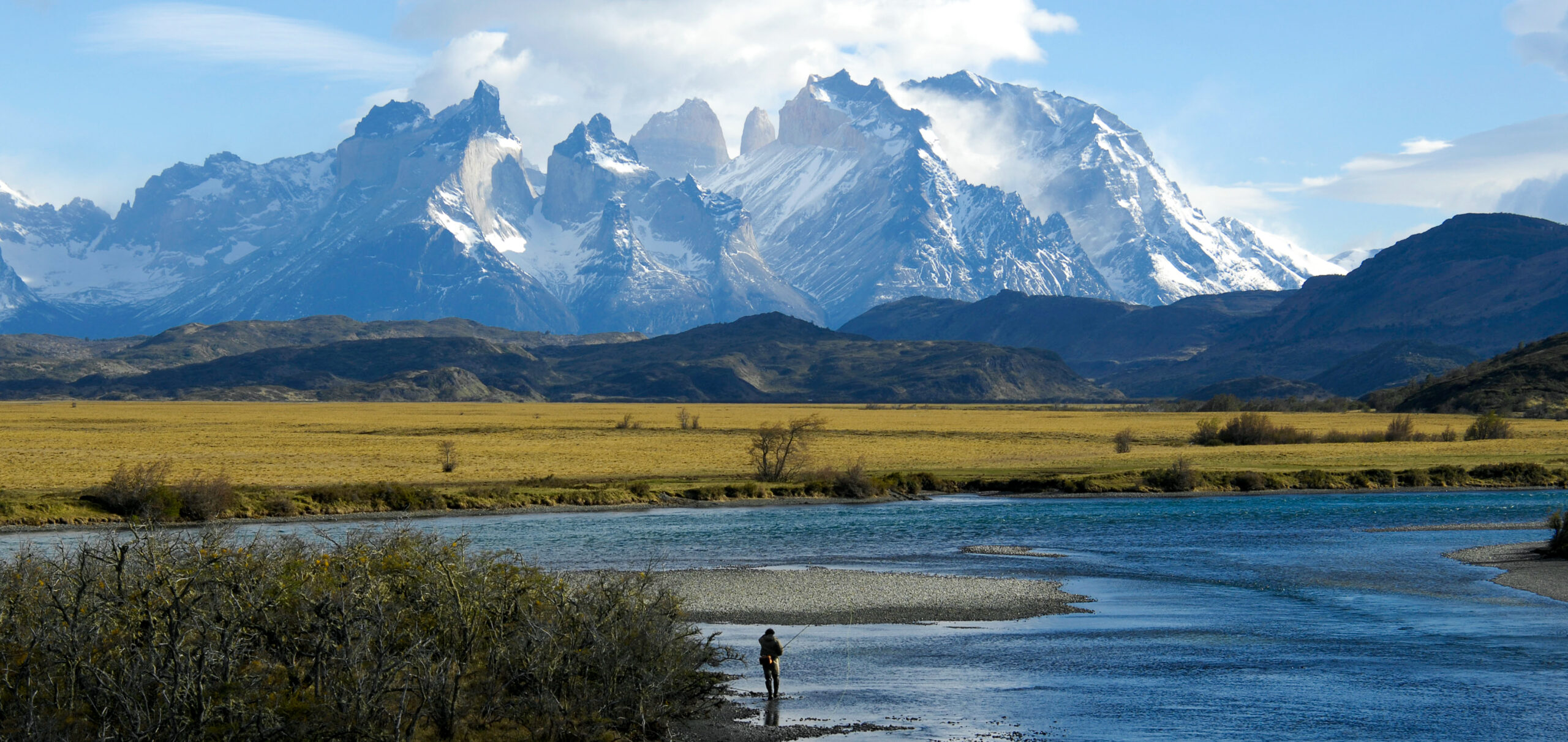 Patagonia Hiking & Whitewater Rafting Adventures – OARS